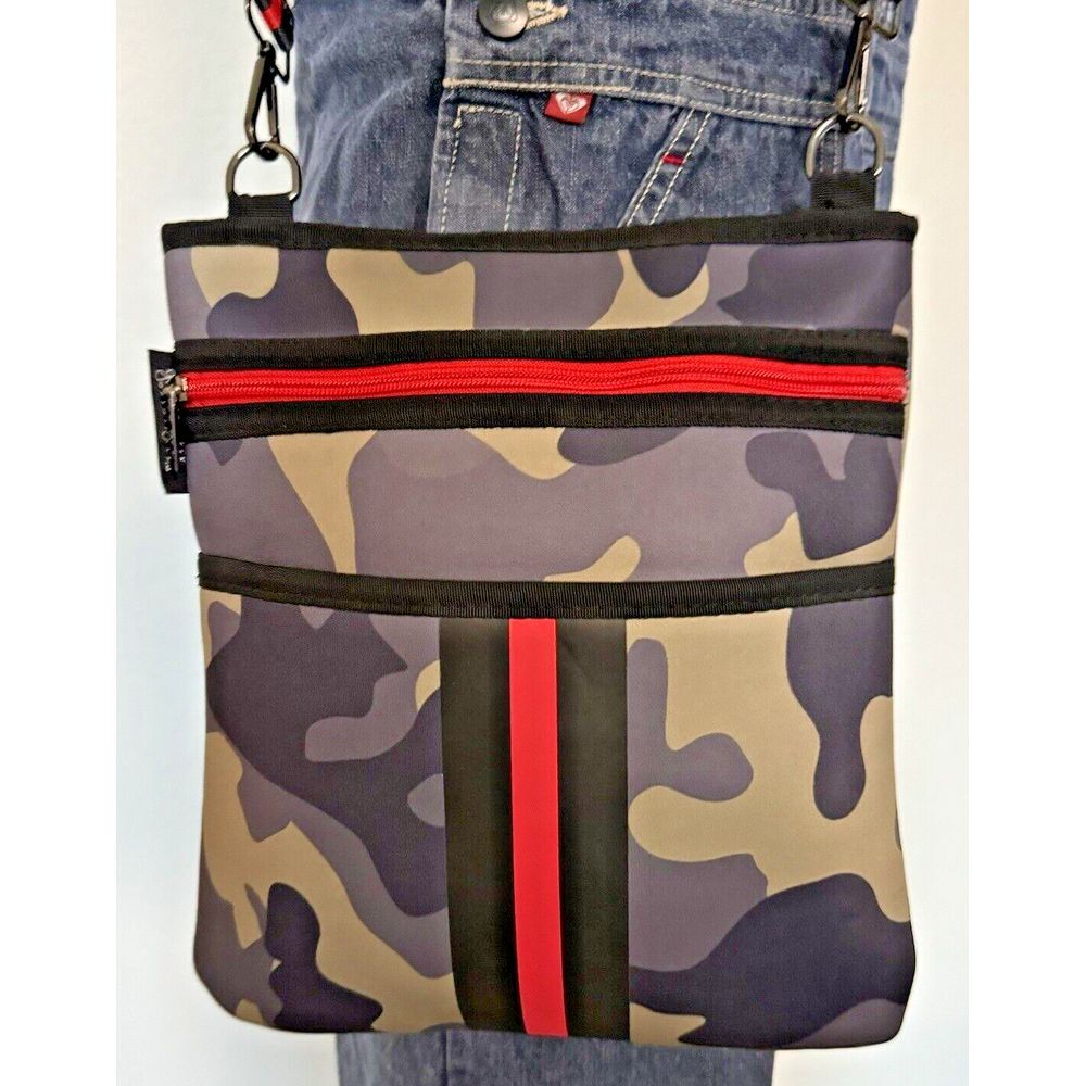 GIRLIE GIRL ORIGINALS Tote Crossbody‎ Purse Women Camo Red Stripe Neoprene Bag